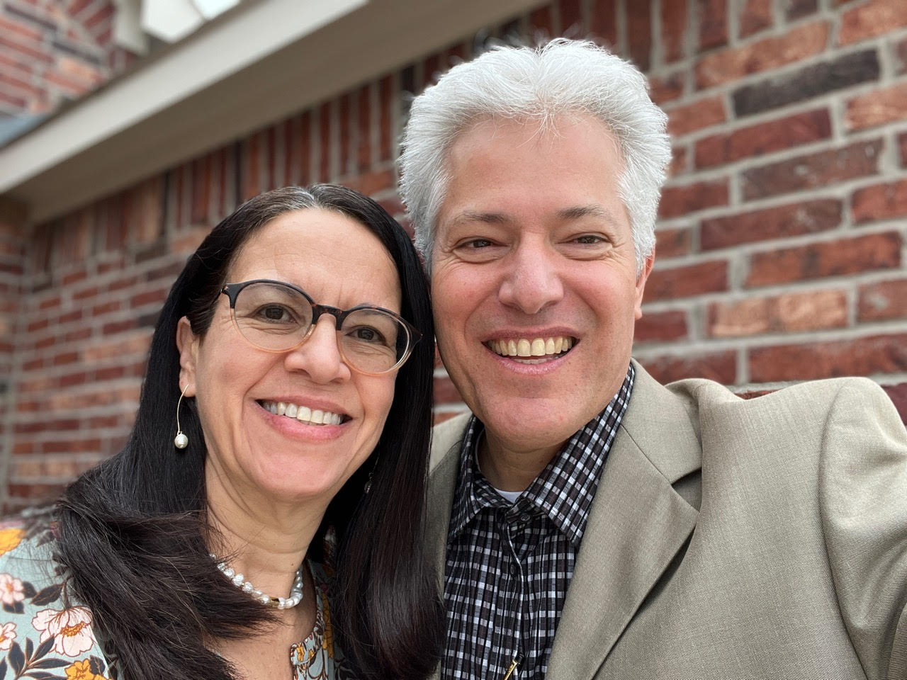 Paulo's Biography Picture with his wife Deedee